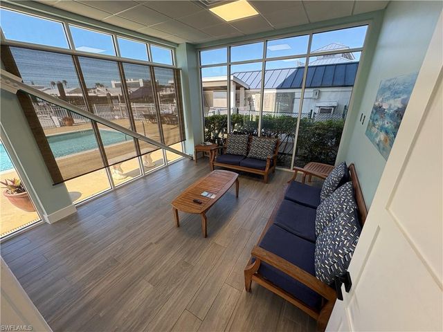 750 River Point DR, Naples, FL 34102