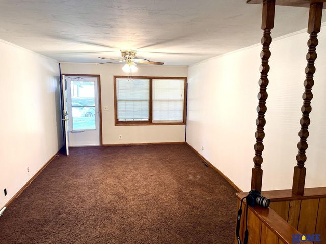 8130 N Hazelwood Drive, Lincoln, NE 68510