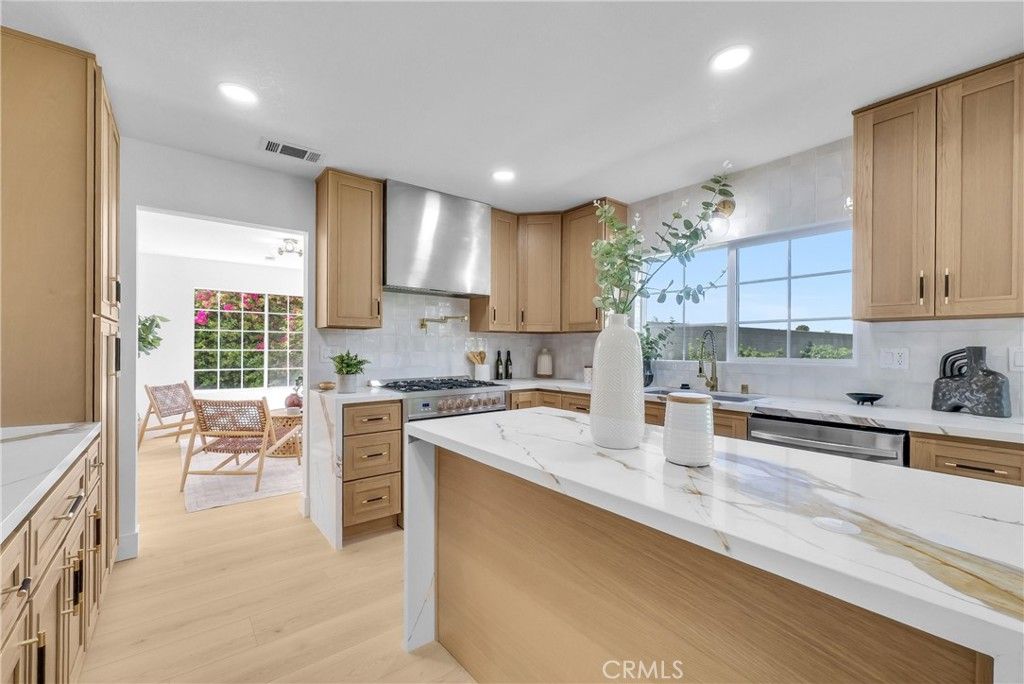Image 16 of property listing at 15261 La Belle Street, Hacienda Heights, CA 91745