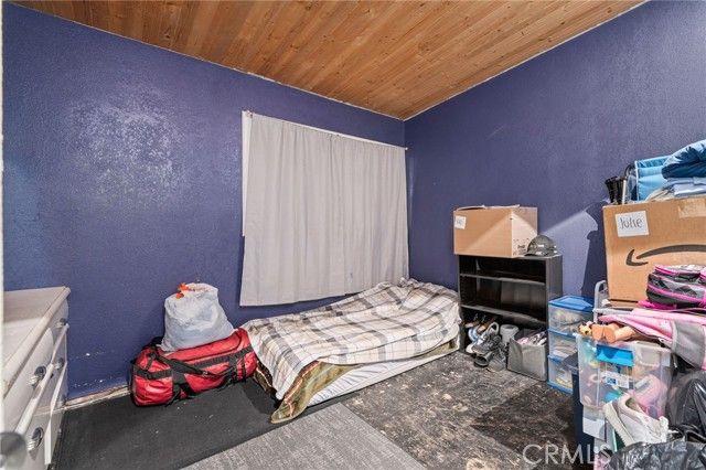 6757 Clifford, Riverside, CA 92504