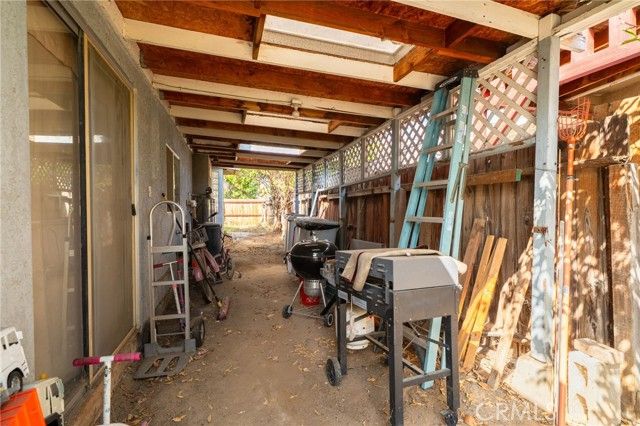 6757 Clifford, Riverside, CA 92504