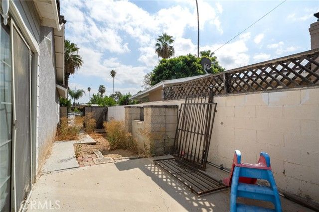 6757 Clifford, Riverside, CA 92504