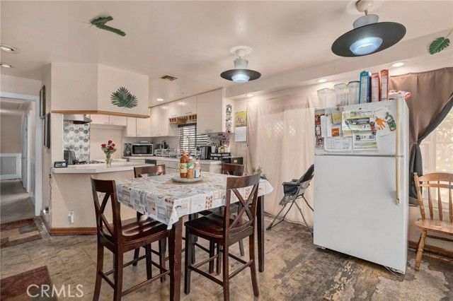 6757 Clifford, Riverside, CA 92504