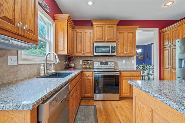 15337 S Greenwood Street, Olathe, KS 66062