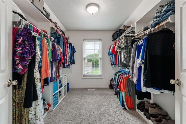 15337 S Greenwood Street, Olathe, KS 66062