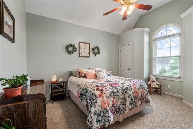 15337 S Greenwood Street, Olathe, KS 66062