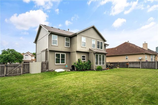 15337 S Greenwood Street, Olathe, KS 66062