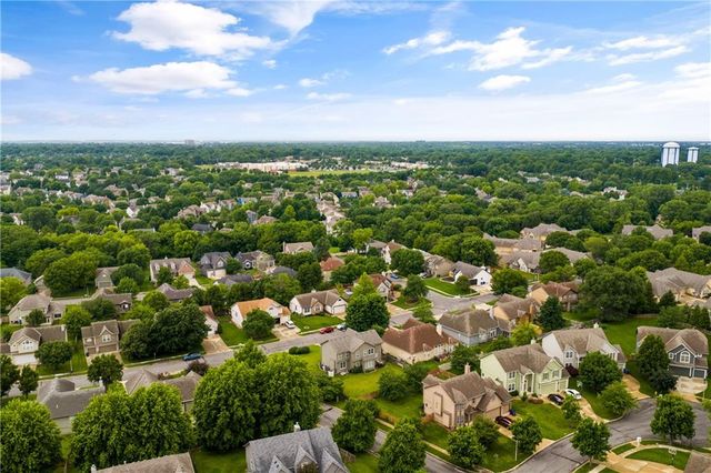 15337 S Greenwood Street, Olathe, KS 66062