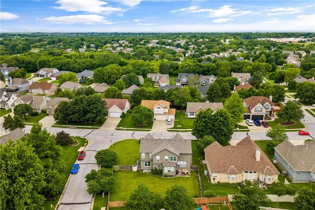 15337 S Greenwood Street, Olathe, KS 66062