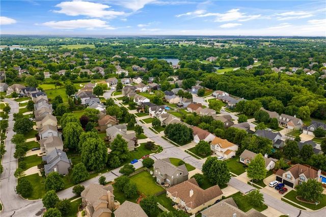 15337 S Greenwood Street, Olathe, KS 66062