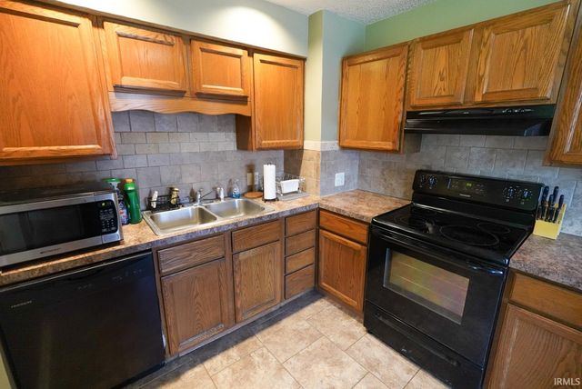 1620 E Blackford Avenue, Evansville, IN 47714