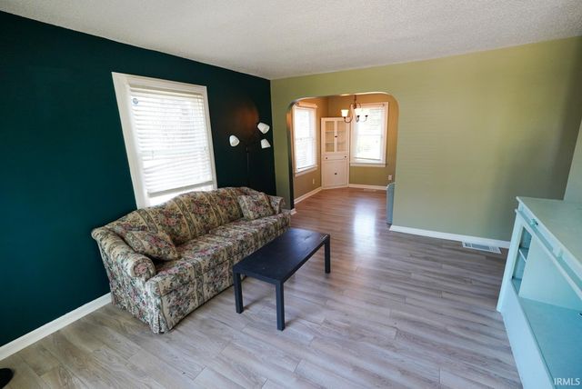 1620 E Blackford Avenue, Evansville, IN 47714