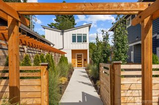 7312 18th Avenue NW, Seattle, WA 98117