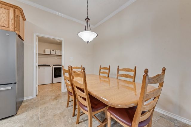 828 Greenview Court, Aubrey, TX 76227