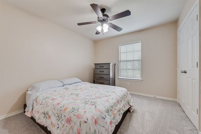 828 Greenview Court, Aubrey, TX 76227