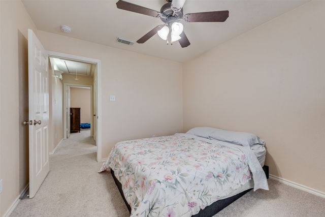 828 Greenview Court, Aubrey, TX 76227