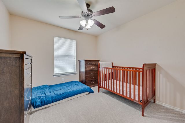 828 Greenview Court, Aubrey, TX 76227