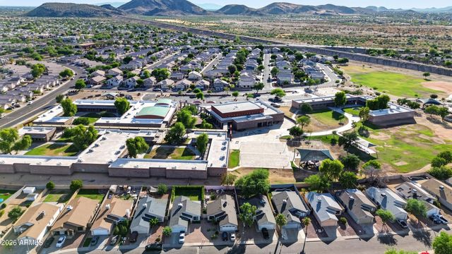 21820 N 32ND Avenue, Phoenix, AZ 85027