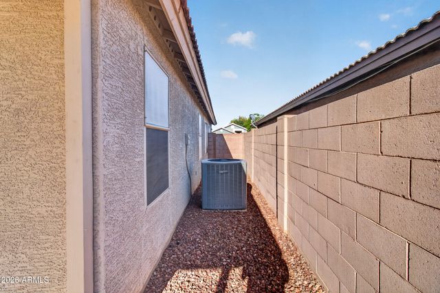 21820 N 32ND Avenue, Phoenix, AZ 85027
