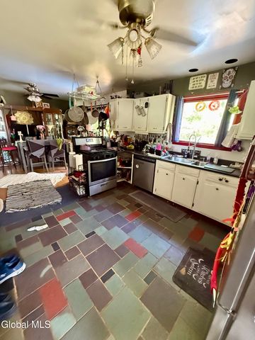 25 Merritt Road, Queensbury, NY 12804