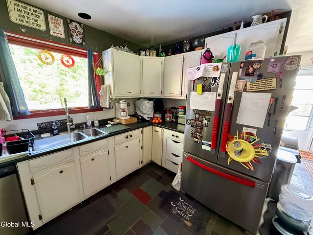 25 Merritt Road, Queensbury, NY 12804