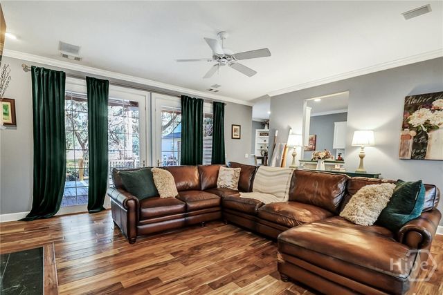 9 Schroeder Court, Savannah, GA 31411