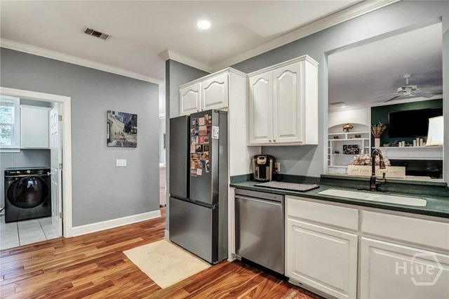 9 Schroeder Court, Savannah, GA 31411