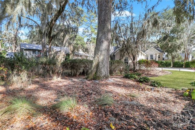 9 Schroeder Court, Savannah, GA 31411