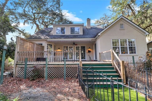 9 Schroeder Court, Savannah, GA 31411