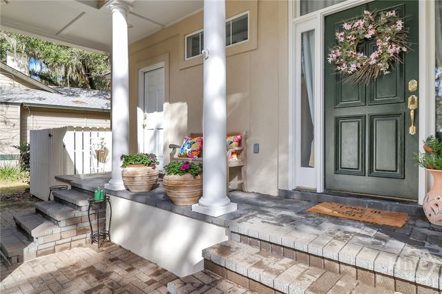 9 Schroeder Court, Savannah, GA 31411