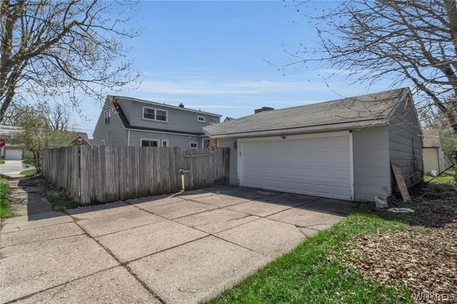 4098 Bailey Avenue, Amherst, NY 14226