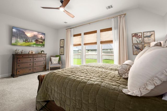 13087 Soaring Forest Drive, Conroe, TX 77302
