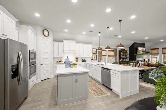 13087 Soaring Forest Drive, Conroe, TX 77302