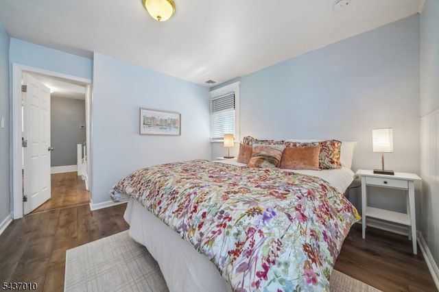 14 Grove Ter, Montclair Twp., NJ 07042