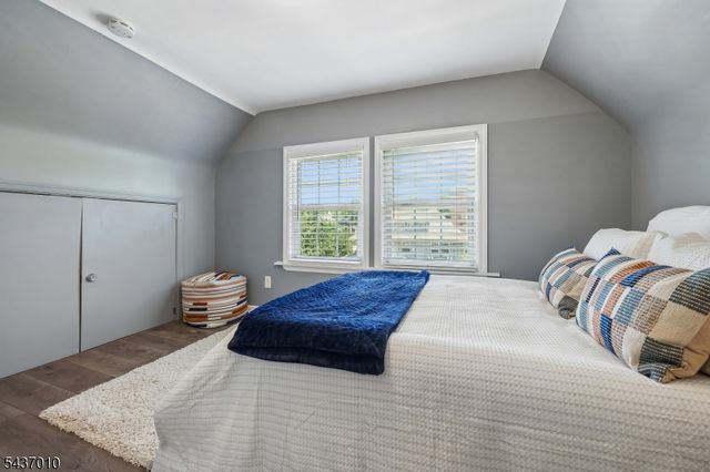14 Grove Ter, Montclair Twp., NJ 07042