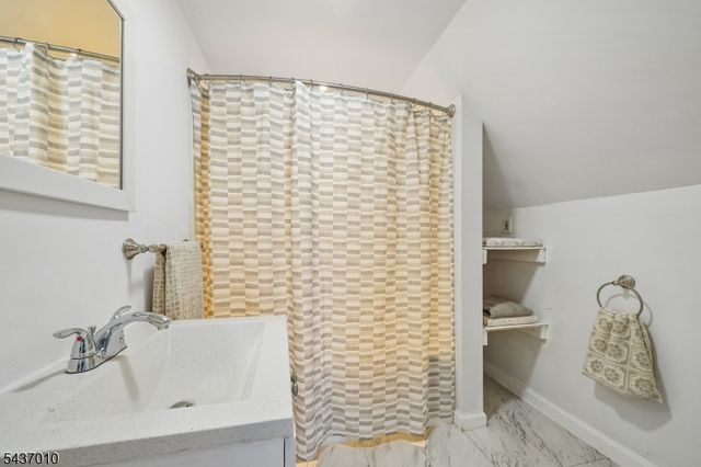 14 Grove Ter, Montclair Twp., NJ 07042