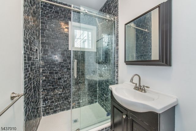 14 Grove Ter, Montclair Twp., NJ 07042