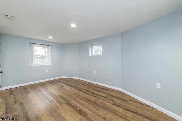 14 Grove Ter, Montclair Twp., NJ 07042
