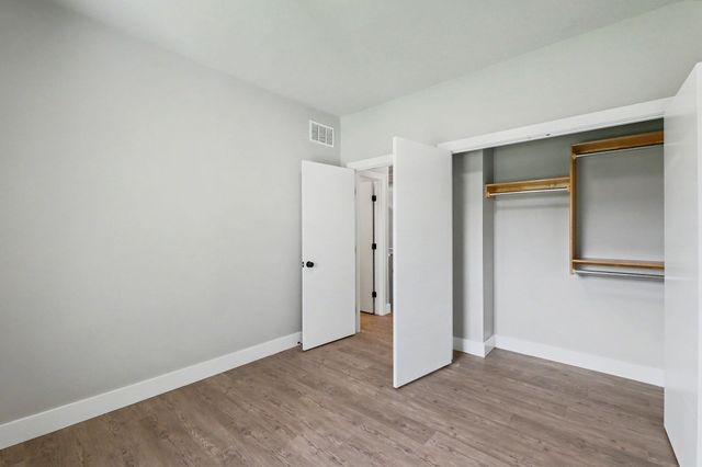 1133 W Trek Cir, Goddard, KS 67052