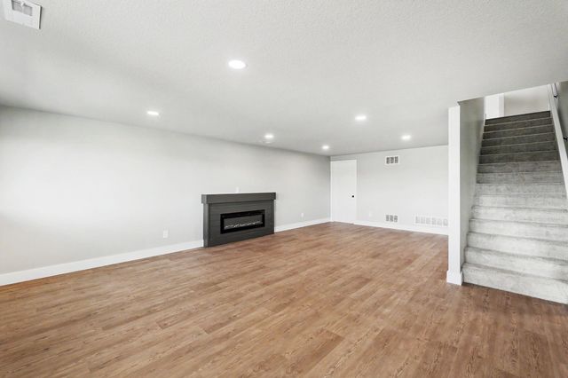 1133 W Trek Cir, Goddard, KS 67052