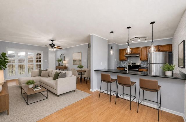 2615 Marilee Lane 2, Houston, TX 77057