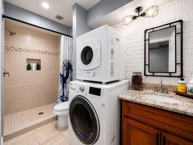 2615 Marilee Lane 2, Houston, TX 77057