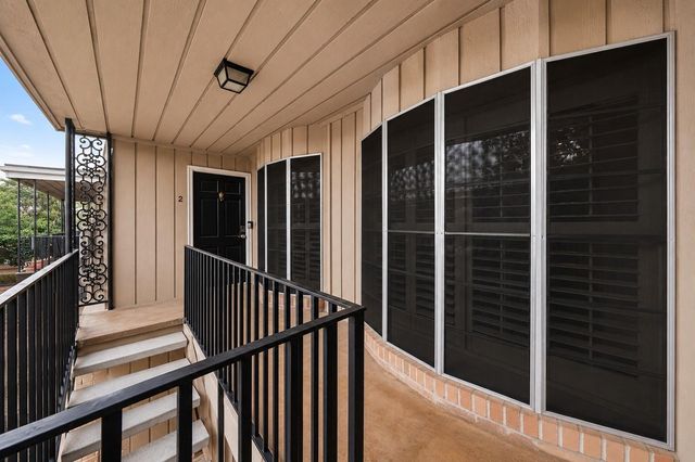 2615 Marilee Lane 2, Houston, TX 77057