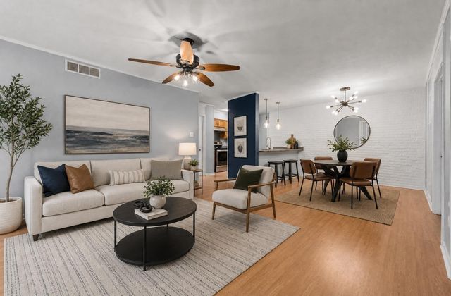 2615 Marilee Lane 2, Houston, TX 77057