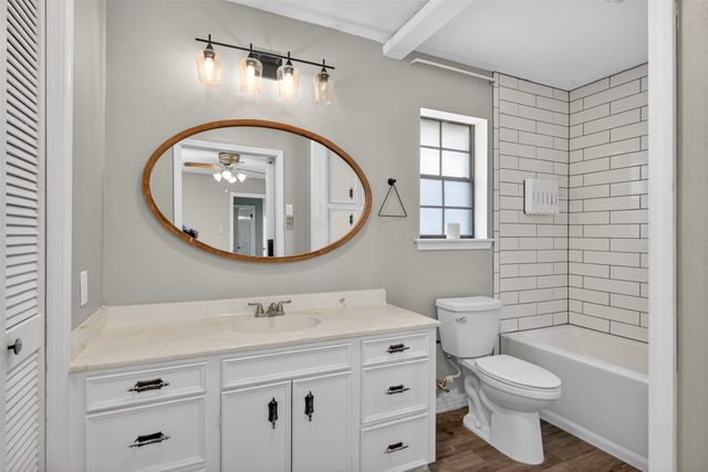 960 Roanoke Drive, Shreveport, LA 71107