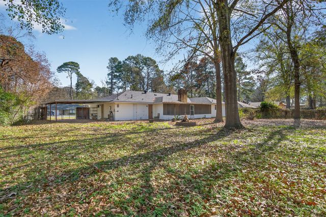 960 Roanoke Drive, Shreveport, LA 71107