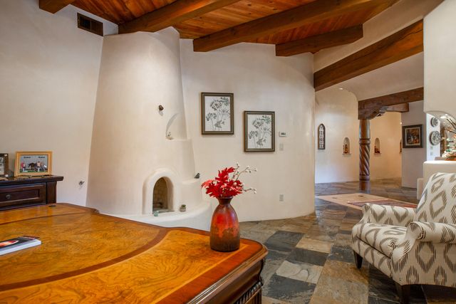 178 El Camino Campo, Corrales, NM 87048
