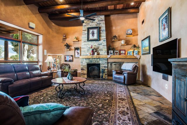 178 El Camino Campo, Corrales, NM 87048