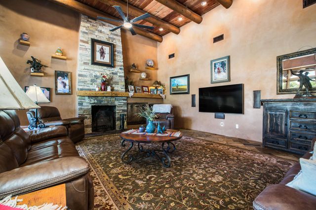 178 El Camino Campo, Corrales, NM 87048