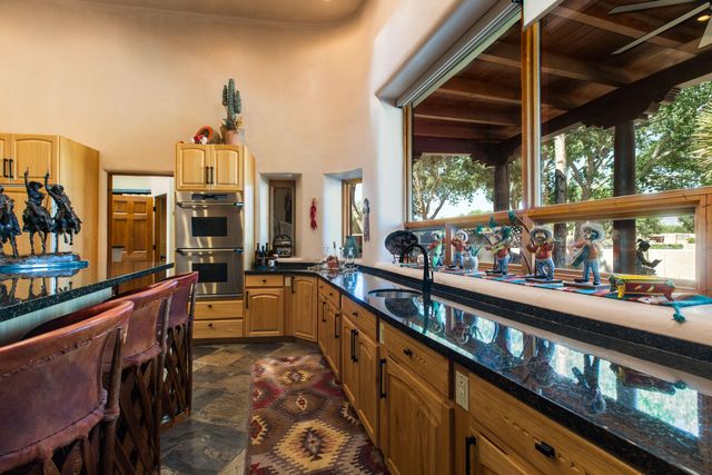 178 El Camino Campo, Corrales, NM 87048